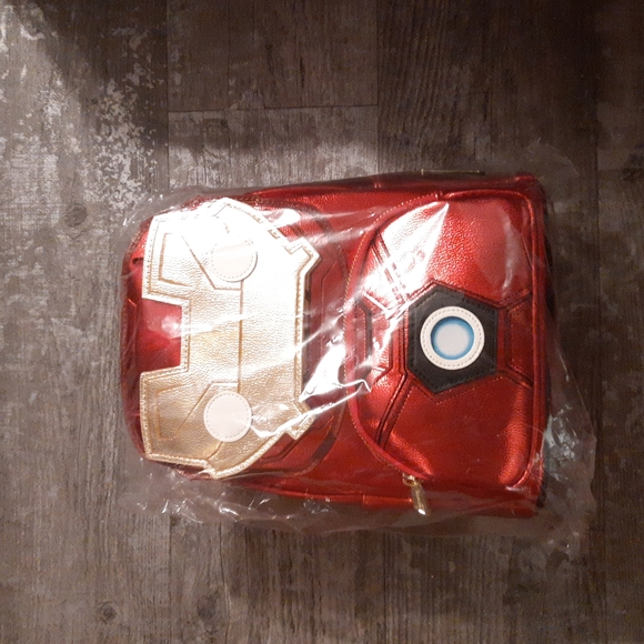 NWT Marvel IronMan Loungefly bag - Picture 1 of 2